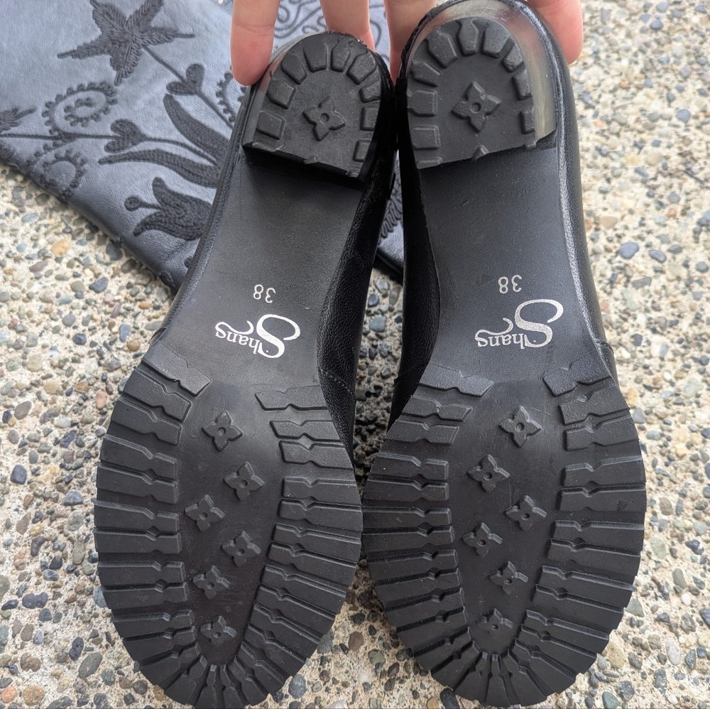 Shans Black Leather Embroidered Zip Boots. Size 38 - Picture 4 of 5